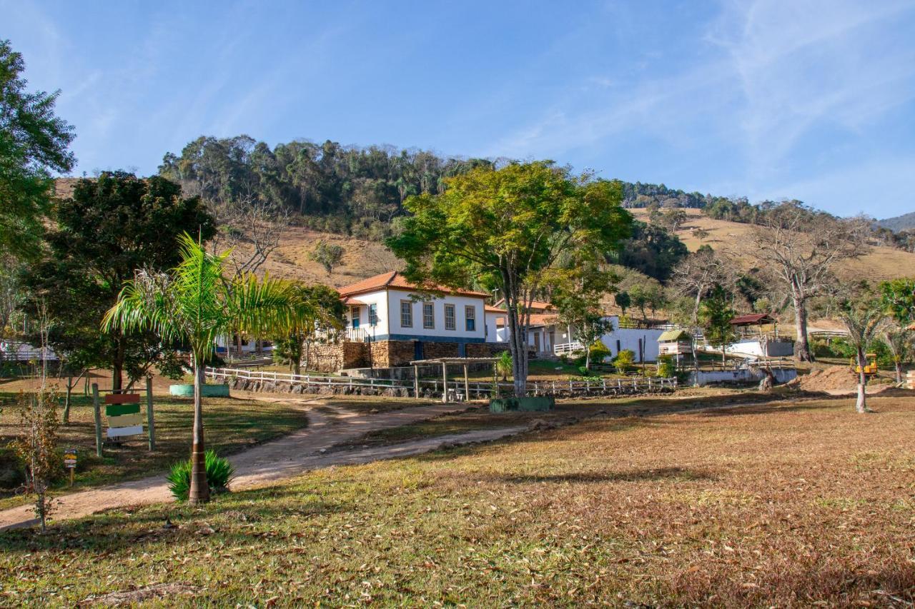 Pousada Agua Limpa Виржиния Экстерьер фото